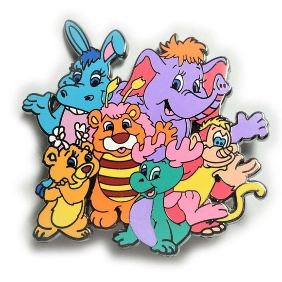 WUZZLES Plush Toy Fantasy Lapel Pin - Picture 1 of 1